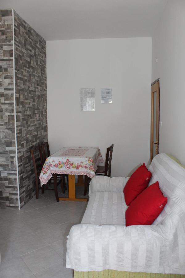 Laura'S Apartment Poreč Buitenkant foto